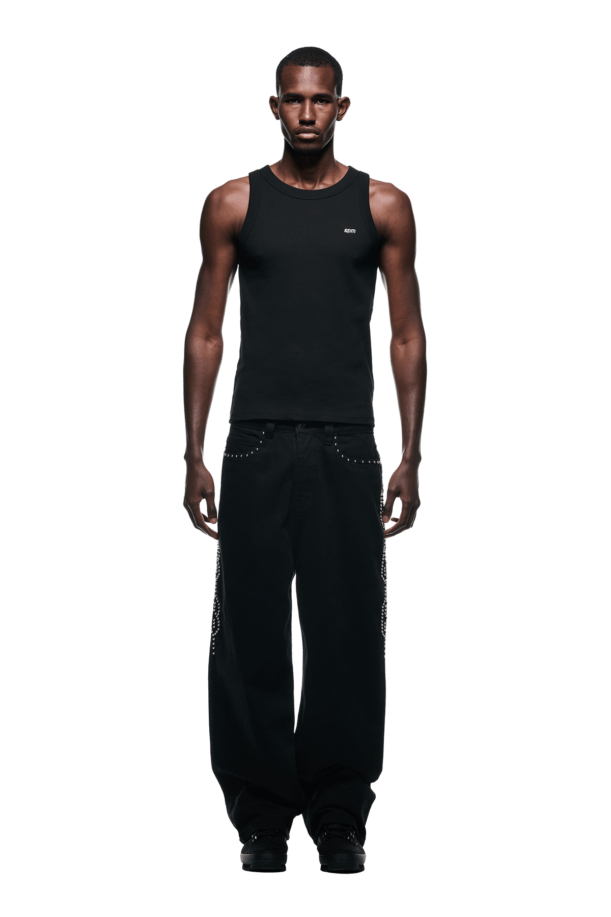 SCHWARZE NIETEN-JEANS